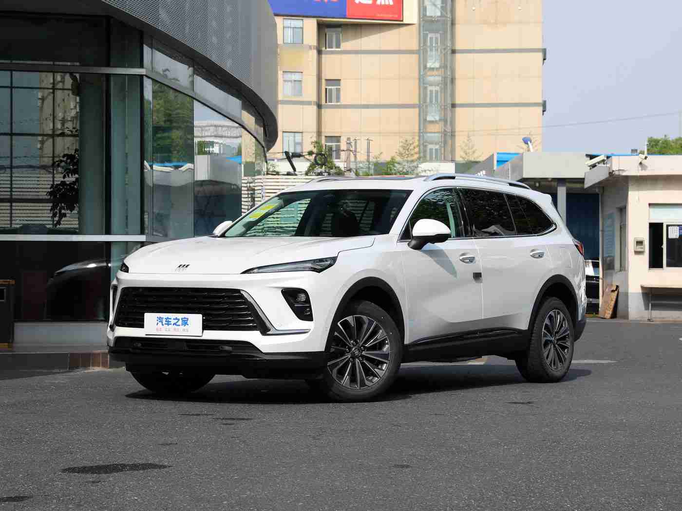 天天操夜夜操：新能源汽车翘楚，“天天操夜夜操”全新车型惊艳亮相，引领行业潮流，颠覆出行体验-1