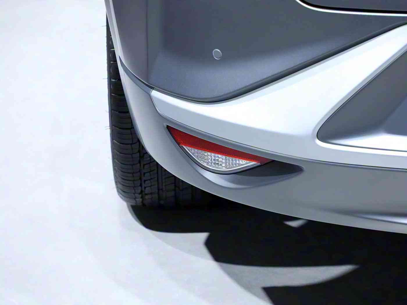 国产成人A片：动感新潮SUV，智领潮流，安全无忧，惊艳登场-3