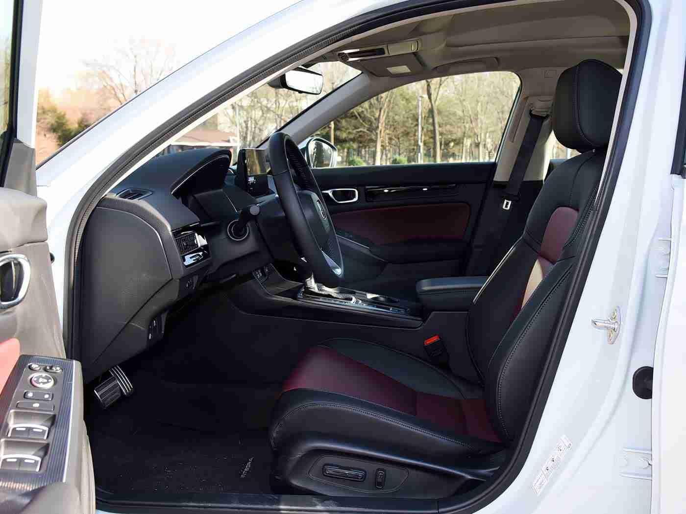 干逼APP：汽车服务新纪元：一站式服务平台革新购车体验-1