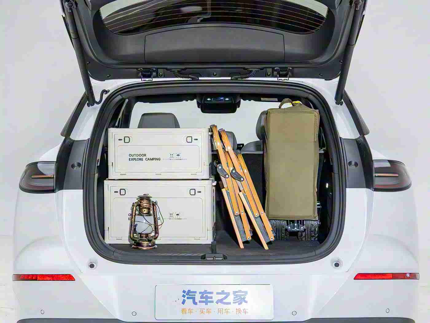 兽娘通信：智能驾驶新风尚，兽娘助手添乐趣，汽车生活更精彩-2