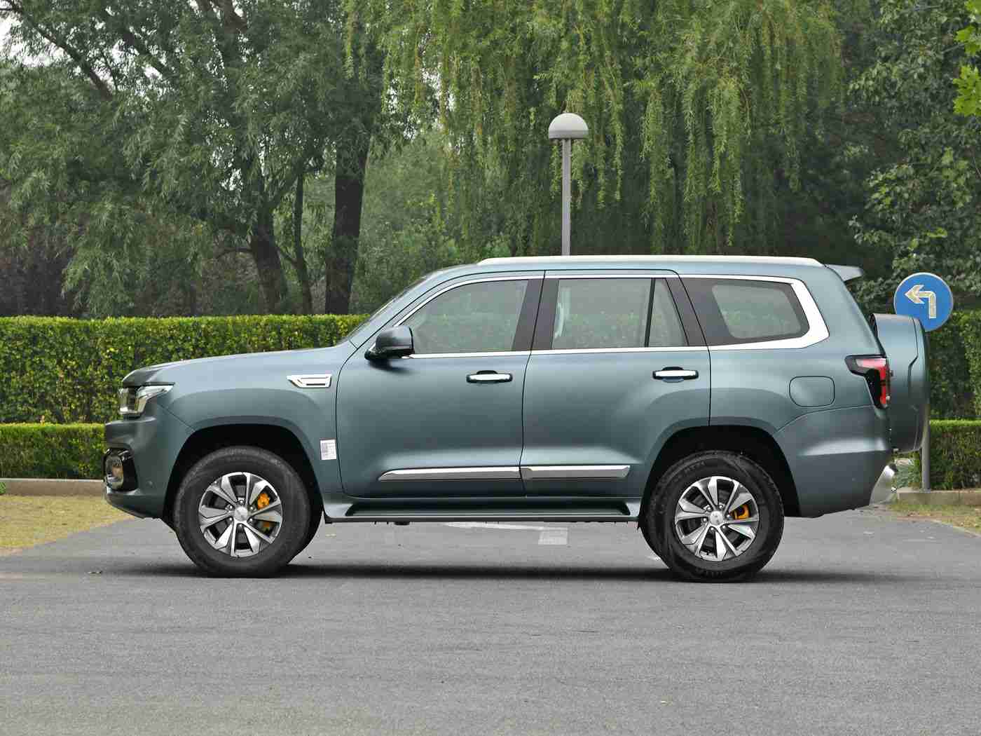 张柏芝殖器2一13集:全新换代震撼来袭,13集升级力作颠覆传统,智能豪华轿车引领潮流-1