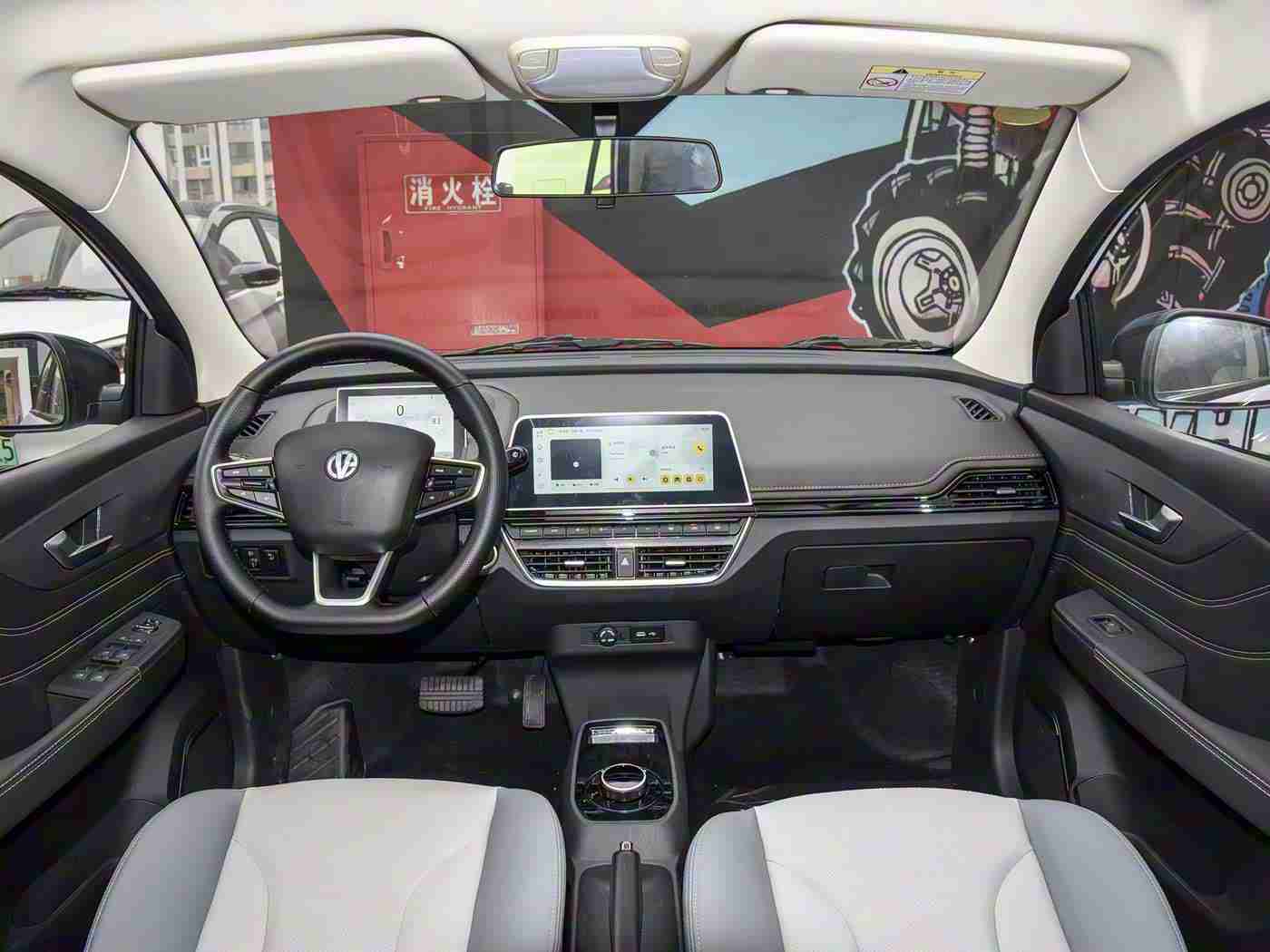 OPPO：OPPO新机上市，体验至上，创新活动助力市场活力绽放-1