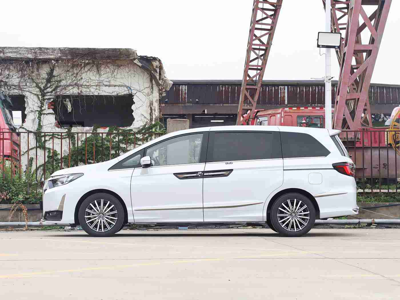 国精产品一区二区三区区别在哪：揭秘汽车市场三大区域：国精产品一区、二区、三区差异大揭秘，购车选车不再迷茫！-3