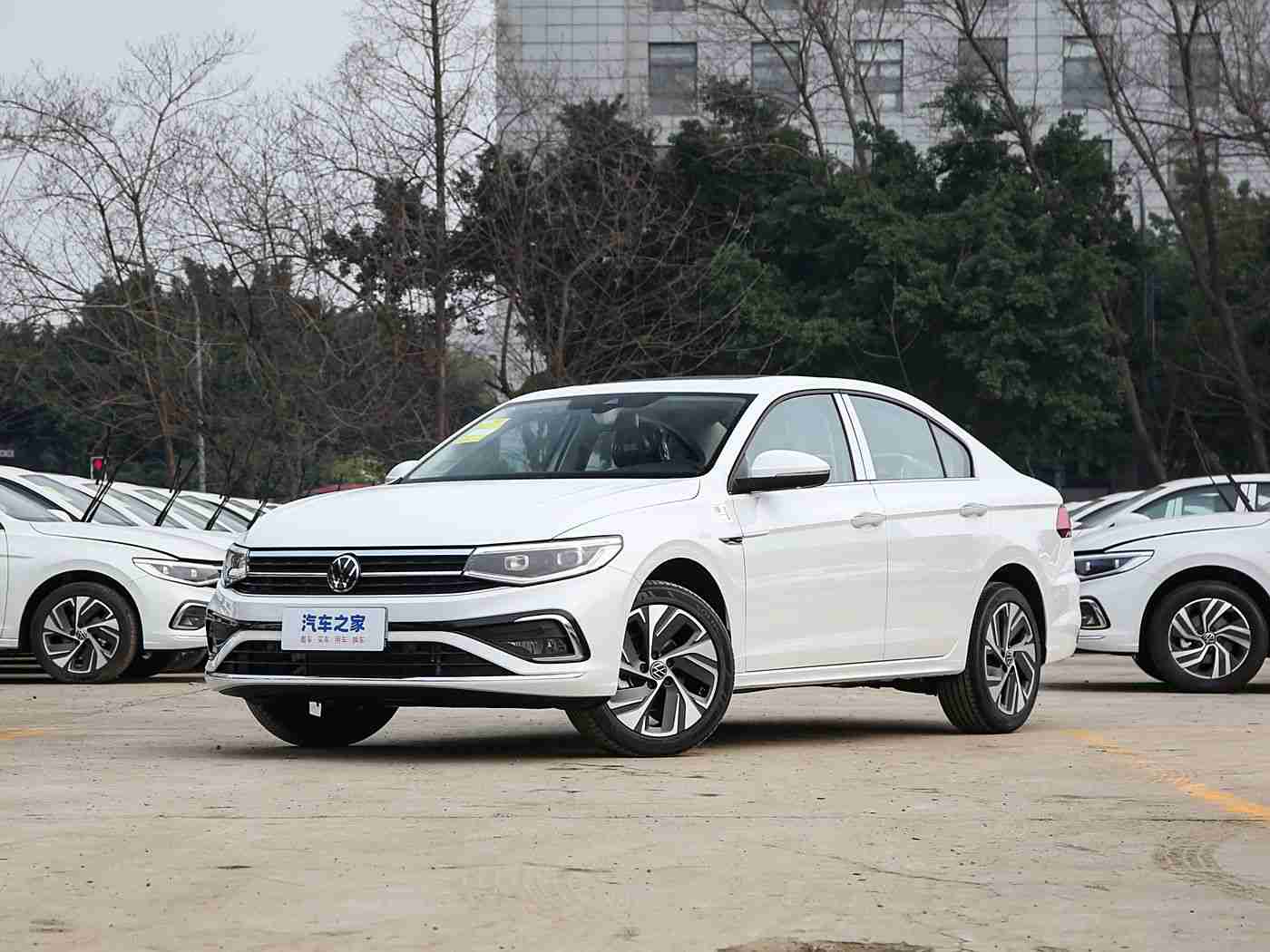 XAXManantaUzunHaya的来源和含义：全新概念车XAX亮相，独特设计诠释永恒经典与探索精神，未来科技引领汽车潮流-4