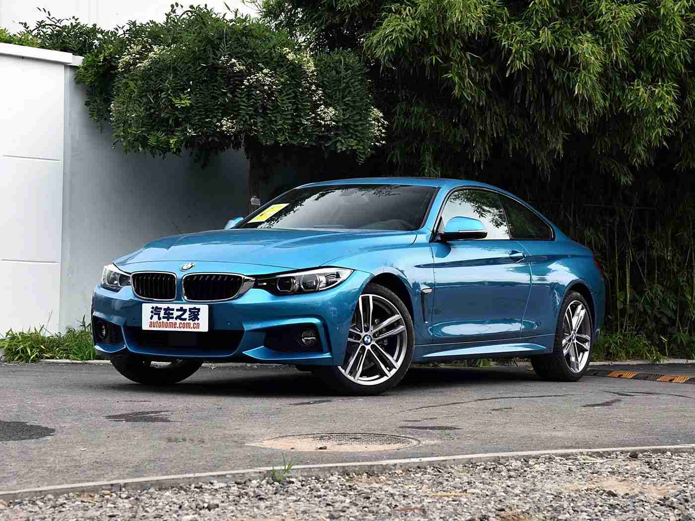 红桃38.47：探寻极致驾驶乐趣：红桃38.47豪华性能轿车引领高端市场新风尚-3