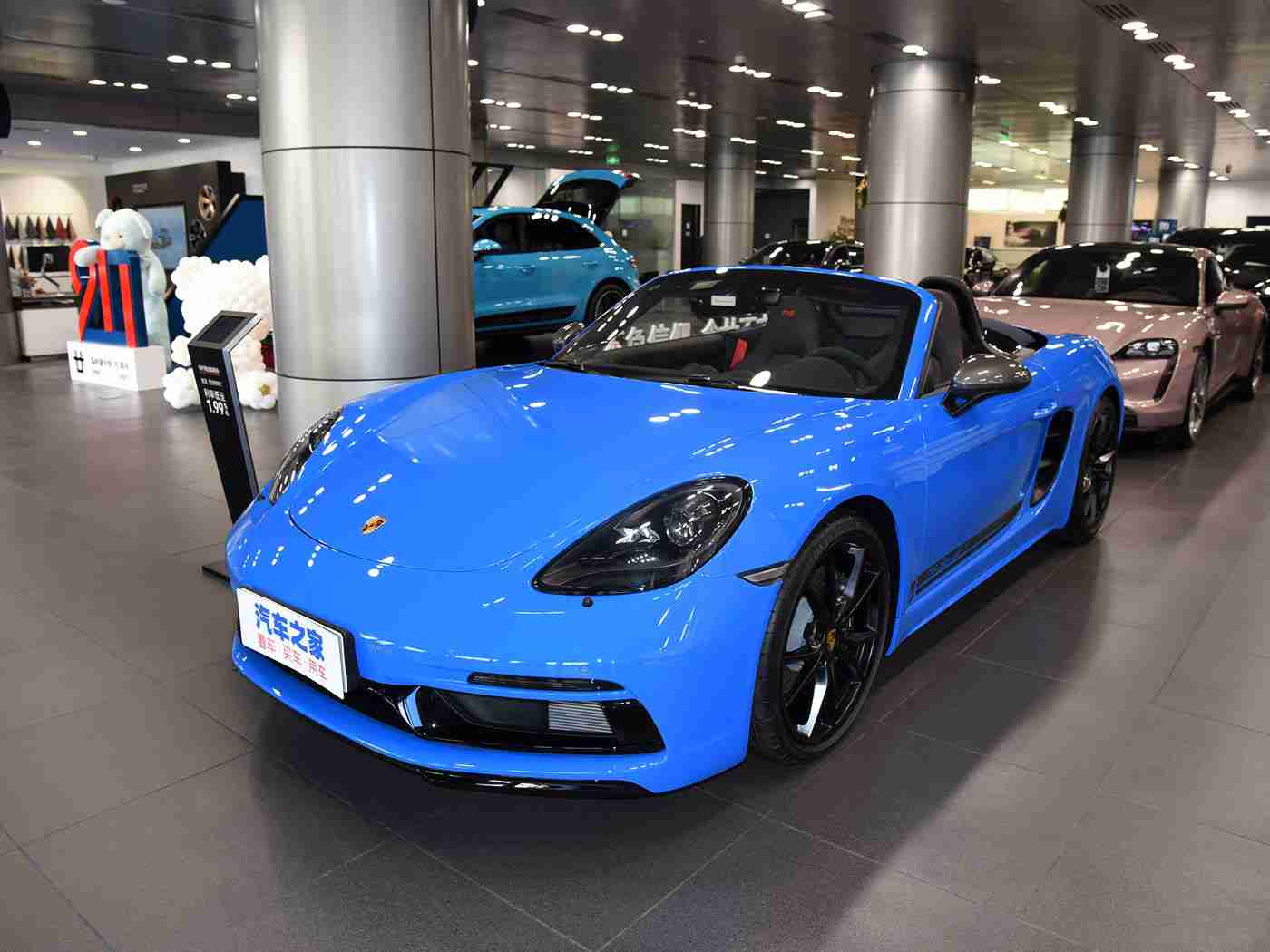 草莓视频战长统计战：年轻潮流聚焦，短视频解码汽车新势力-4