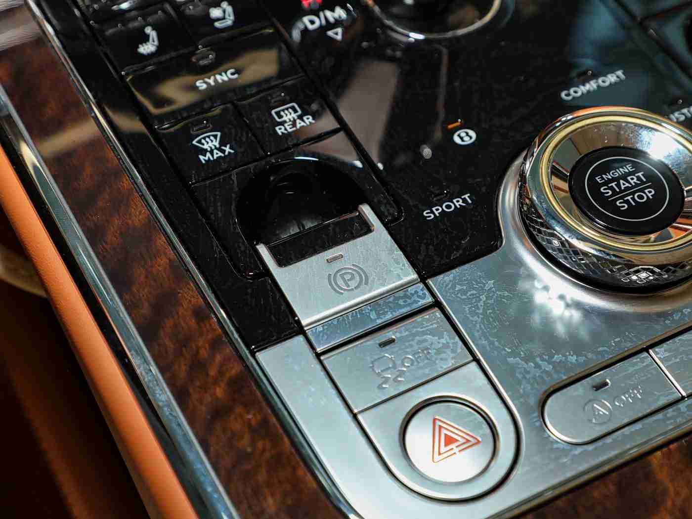 大尺度直播：汽车盛宴，创新直播揭秘品牌新科技，打造无忧购车新体验-5