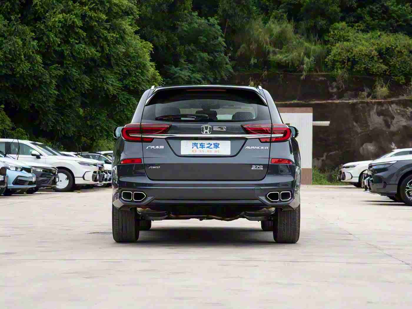 国精产品一二三区：国精汽车新篇：品质创新引领，安全舒适共赏，国货之光再创辉煌-3