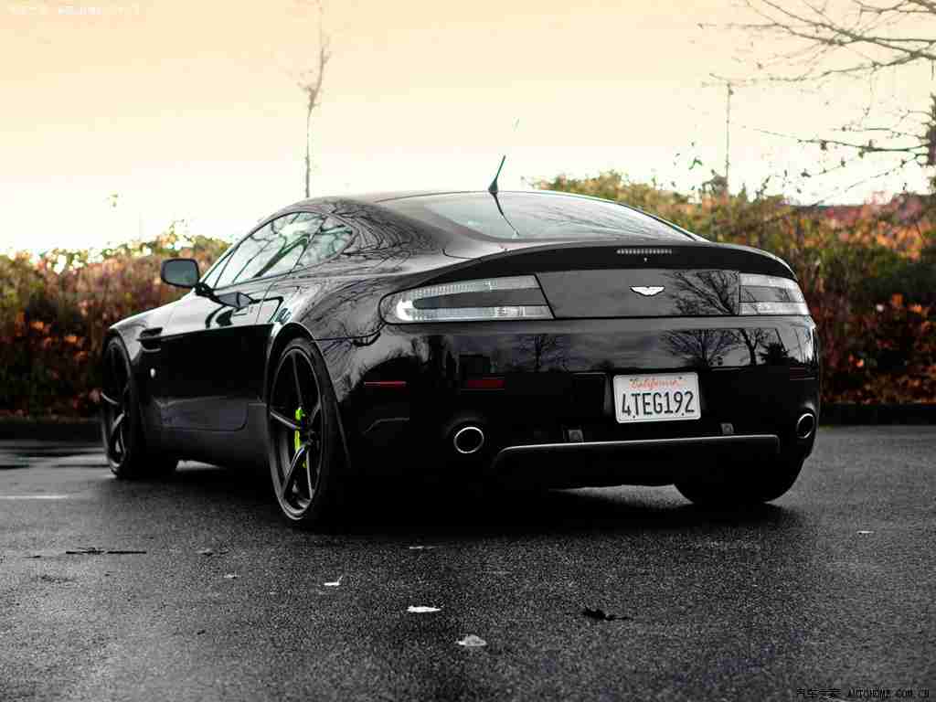 香蕉捅桃子：新能源汽车市场火爆，技术创新引领未来，产业链完善助力行业腾飞-2