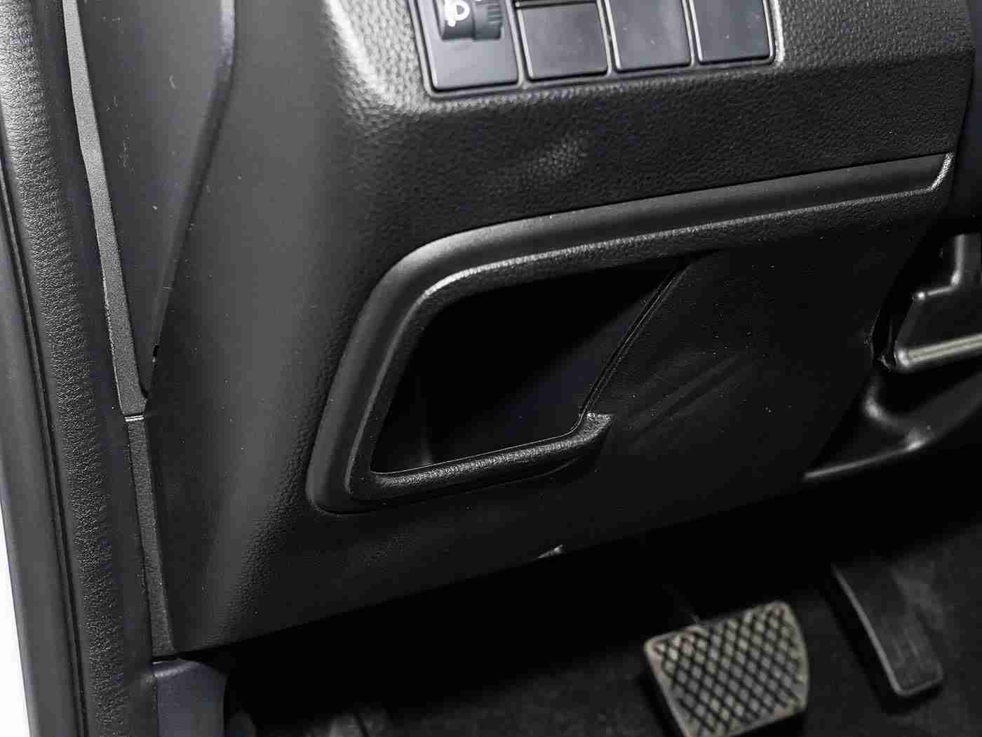 哥布林洞穴：勇闯未知，越野先锋，驾驭未来探险之旅-1