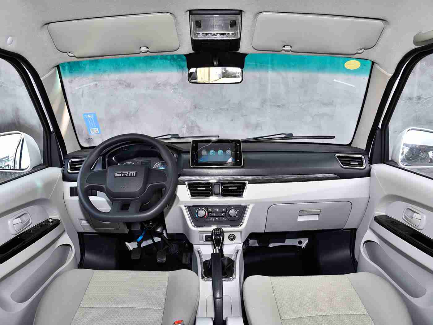 欧美护士：智慧座驾，医路护航，全新体验-2