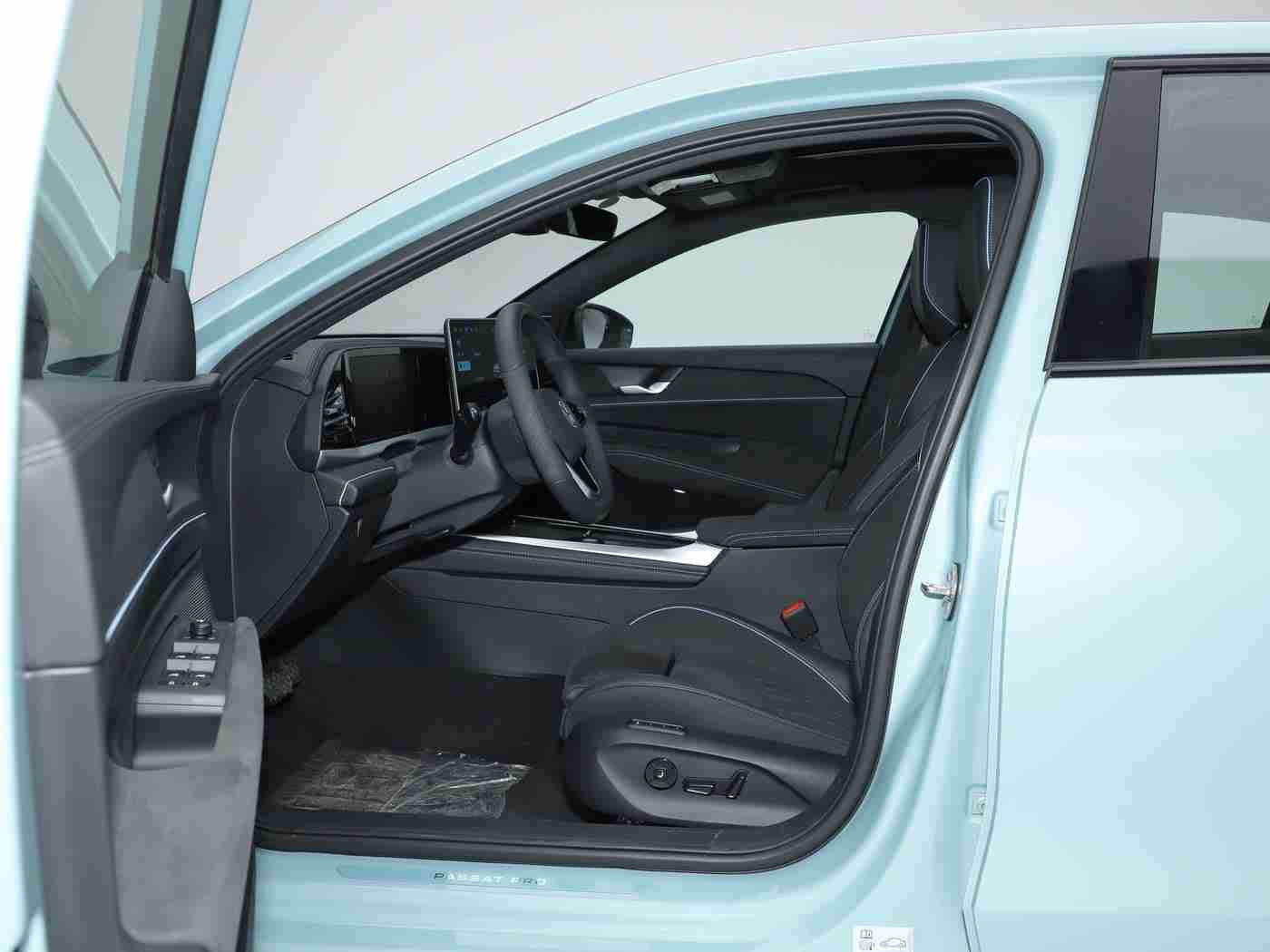 黄色软件污污：智能汽车软件安全升级，护航驾驶体验与隐私安全-4