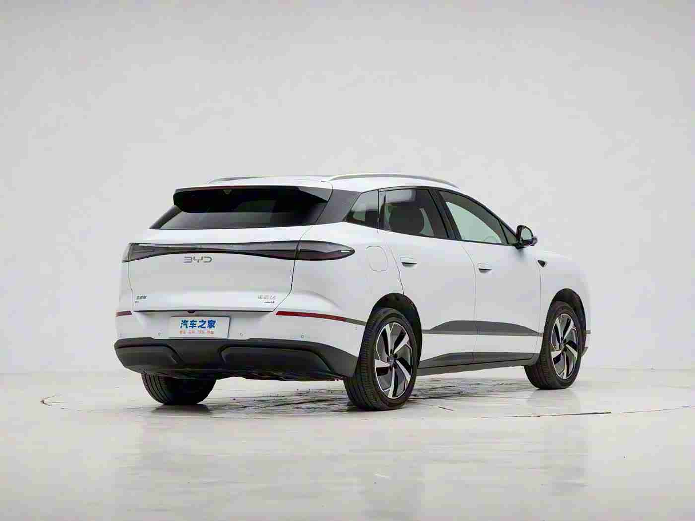 男生和女生差差差下载:汽车新势力:创新设计引领男女差异,未来出行潮流来袭-3