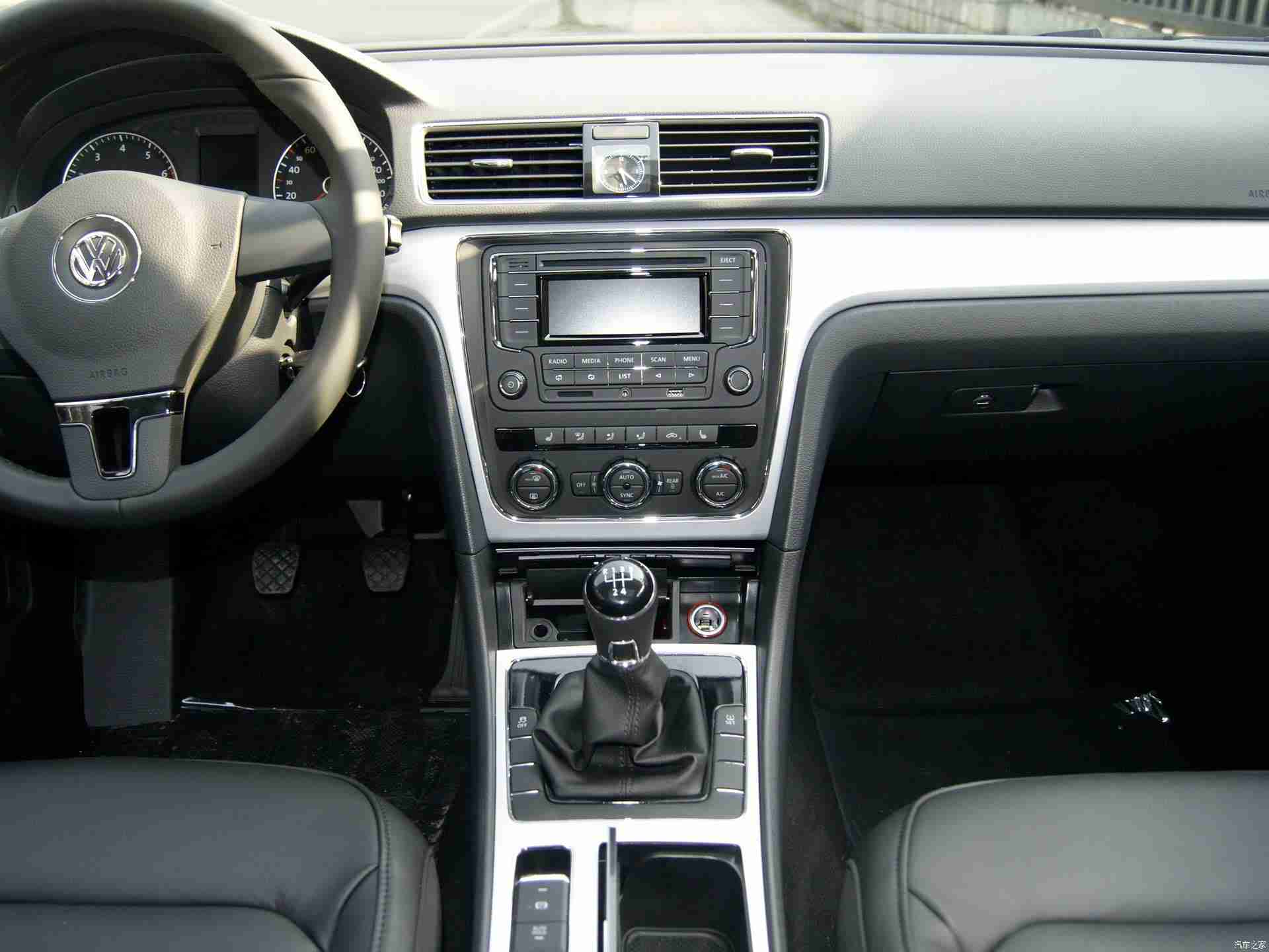 免费黄色应用：“免费车生活应用走红：车主必备，实用功能与社交互动兼备，安全驾驶无忧虑”-4