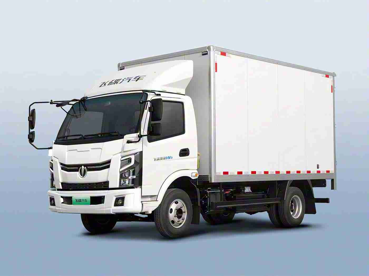 www色：新能源汽车新宠亮相：性能卓越，智能环保，引领绿色出行潮流-3