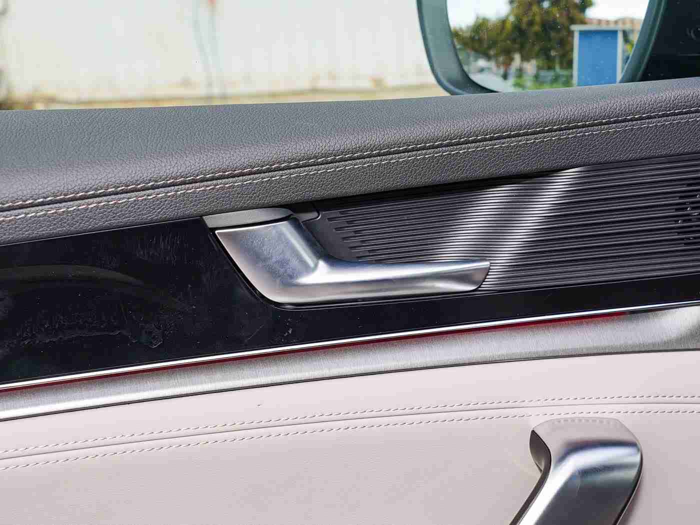 十八摸APP：科技赋能汽车新体验：十八摸APP助力行业创新拓展市场-5