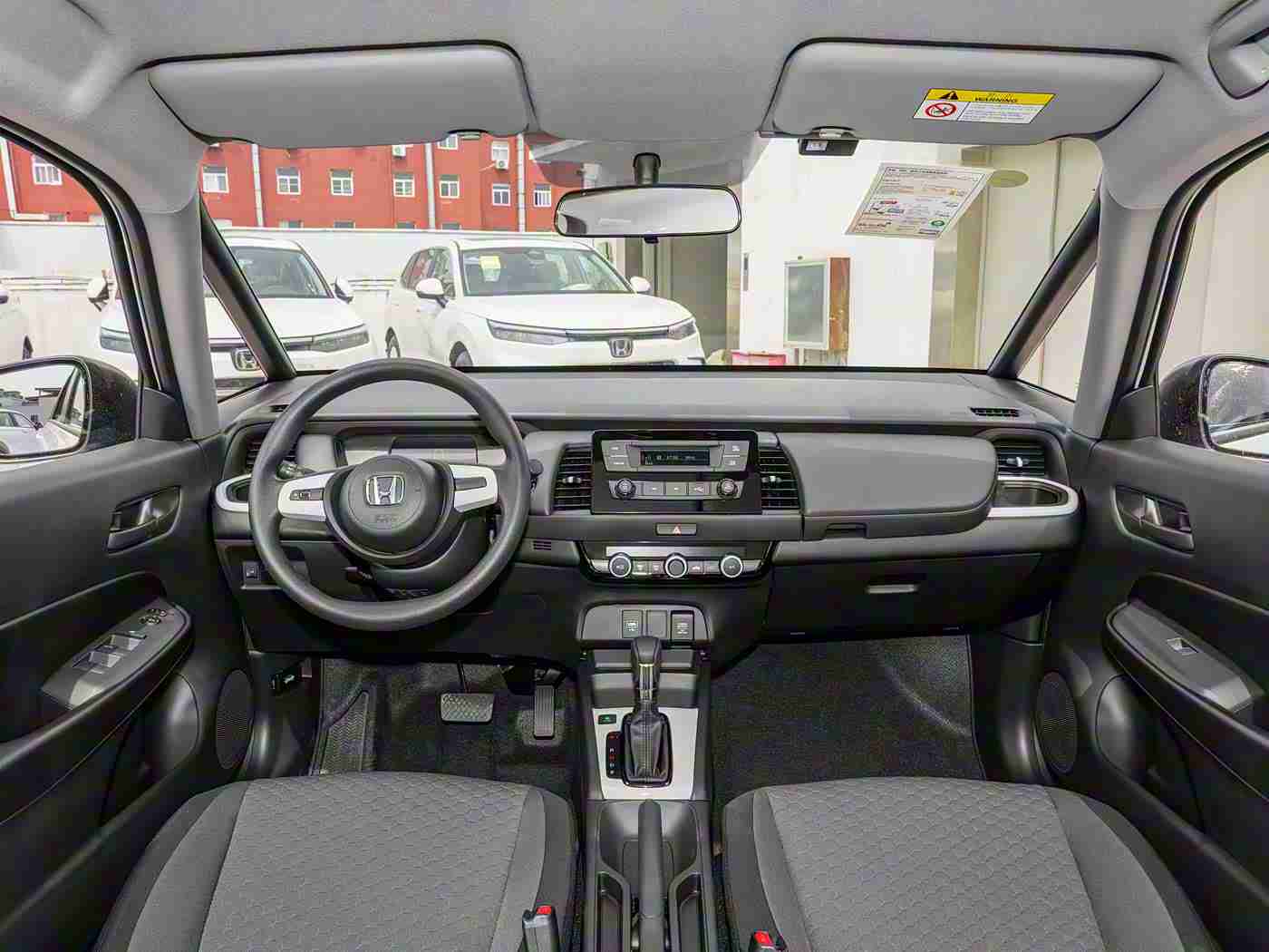 美女被插软件：智能语音助手助力，汽车驾驶体验革新，引领行业变革-5