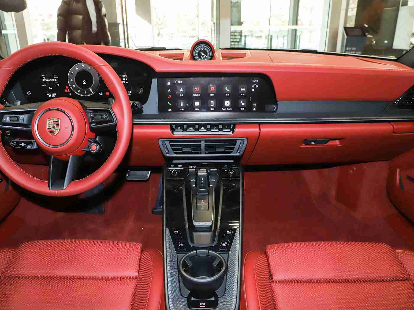 男生和女生一起差差差app：汽车营销新革命：趣味互动APP助力品牌精准触达年轻用户-3