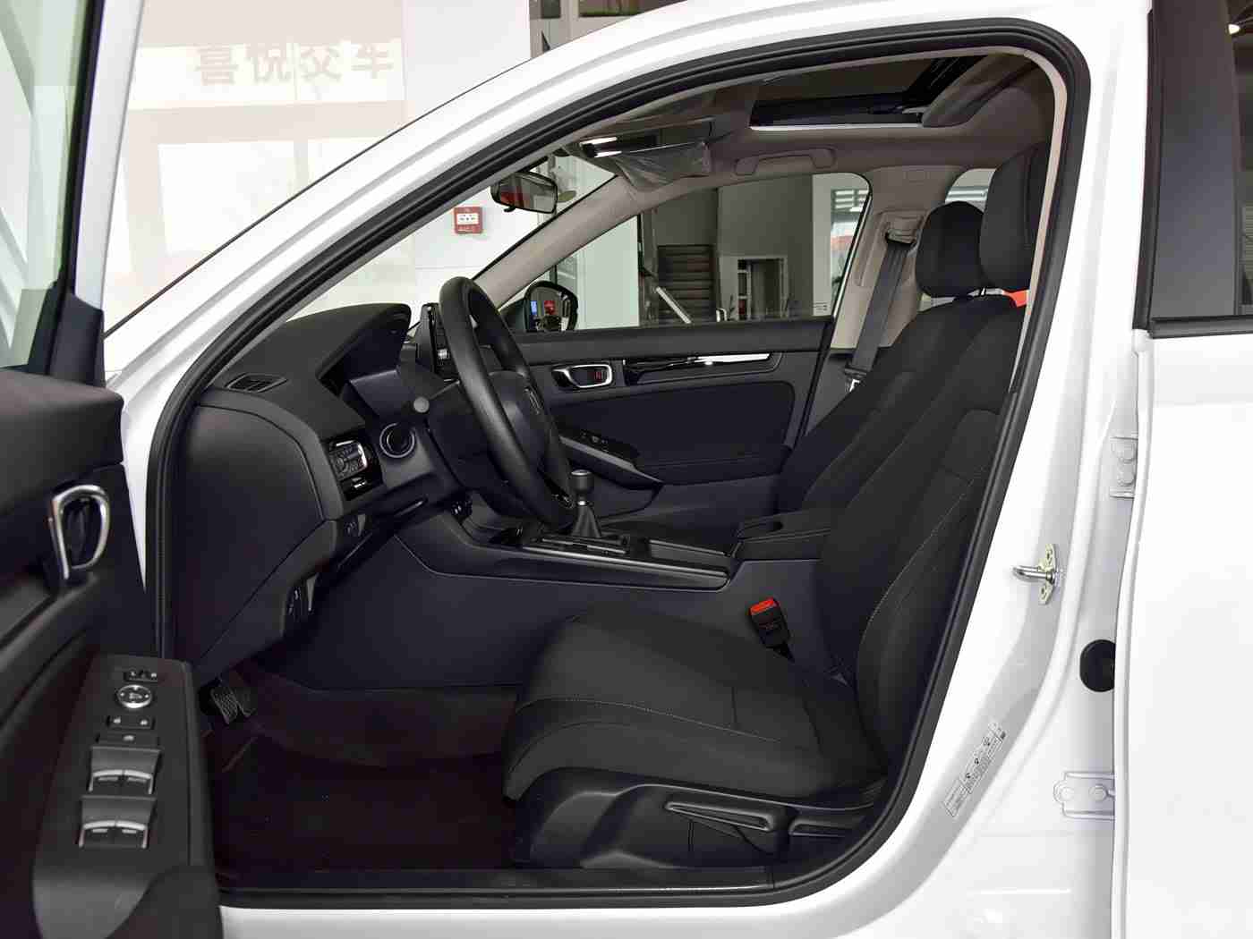 男男搞基：独特命名引爆热议，＂男男搞基＂车型性能卓越，引领潮流新标杆-2