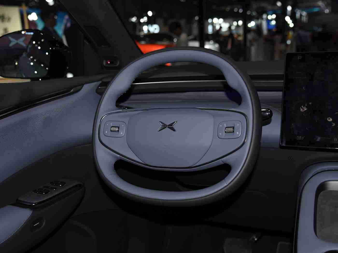 体育生被龟责榨精潮喷：悬挂卓越，速度领航：新能源SUV，驾驭未来新境界-3