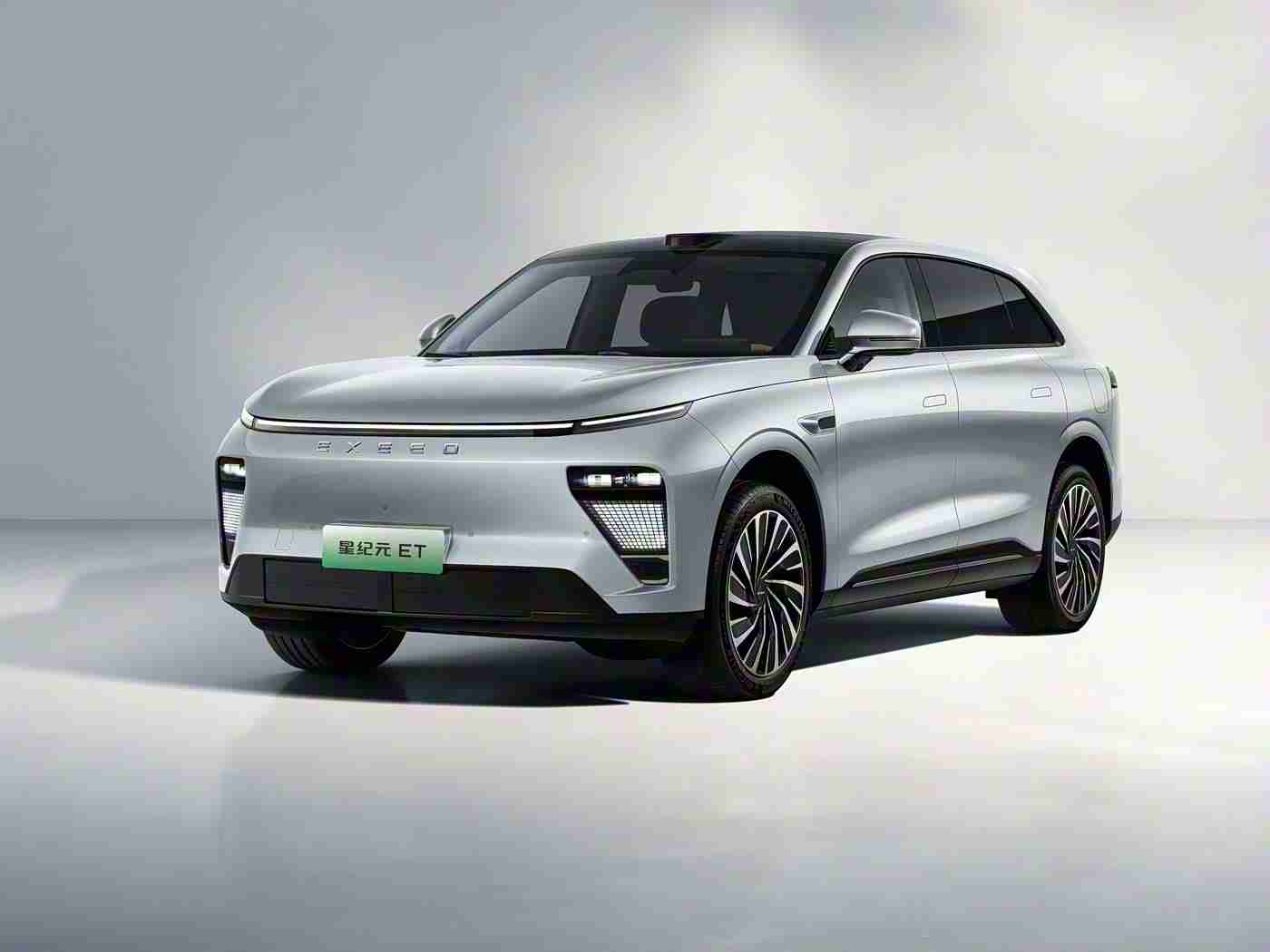 富二代黄色:“炫彩动心,豪华智控——新潮“黄”领驾驭风尚”-3