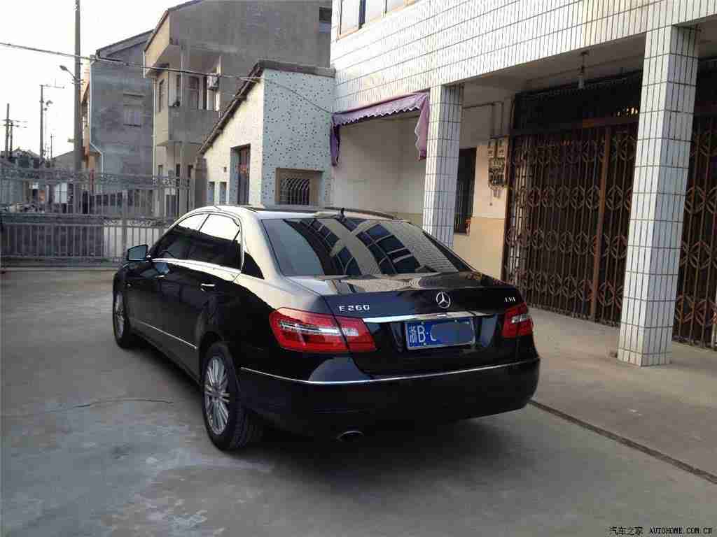 黄三色是哪三色颜色组成的图片:金色棕黄映动心,豪华复古两相宜-3