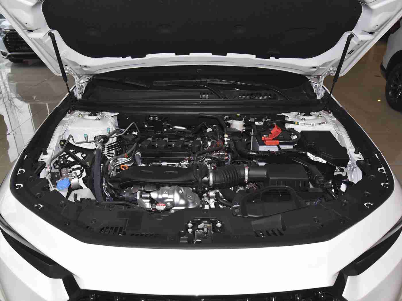 黄色软件下载3.0.3免费vivo版破解：创新科技赋能驾驶：免费车载辅助软件引领行业新潮流，车主体验再升级，导航、健康管理一应俱全-5