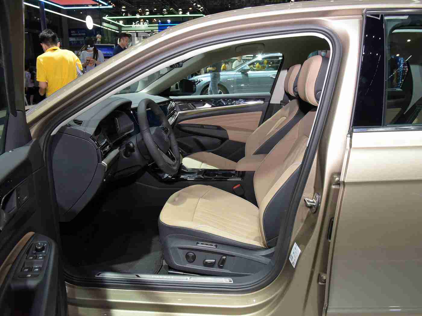 18岁app:汽车应用革新:引领年轻消费潮流,重塑行业变革趋势-4