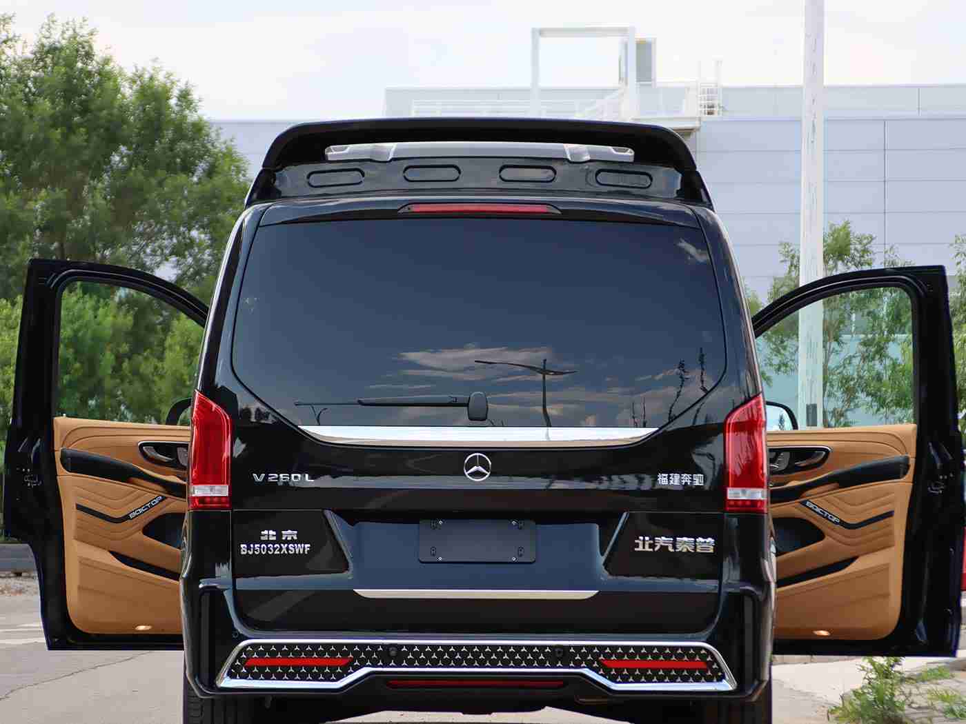 18摸APP:汽车新潮流,智能车联网神器助力车主出行无忧-2