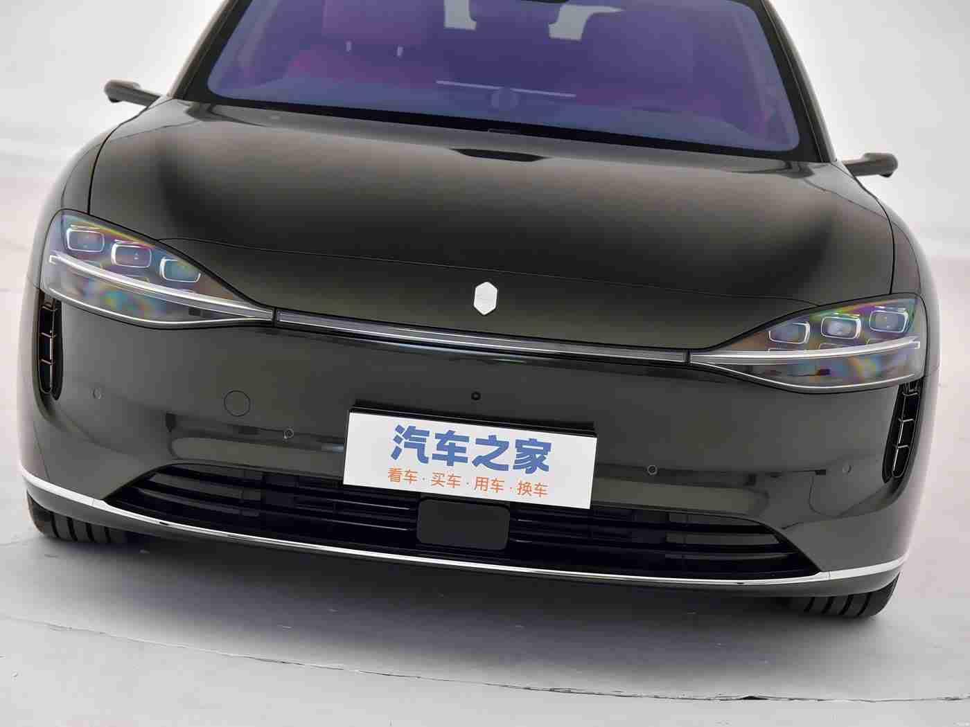 亚洲日本一区二区:混动先锋、操控卓越:日本品牌车型在亚洲市场大放异彩,引领潮流风尚-1