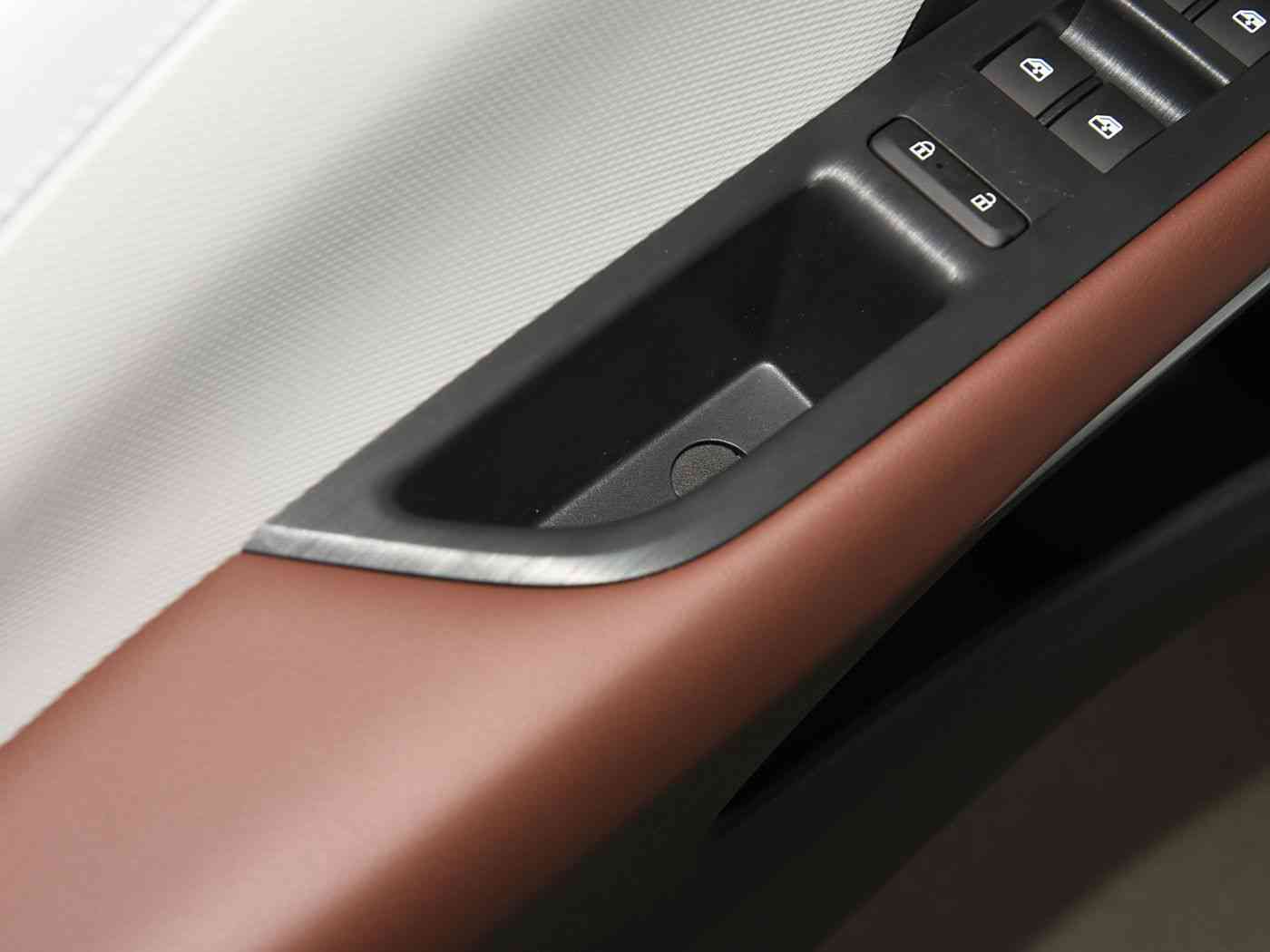 男生桶女生的软件：智能驾驶新突破：个性化安全体验，让驾驶更舒适有趣-1