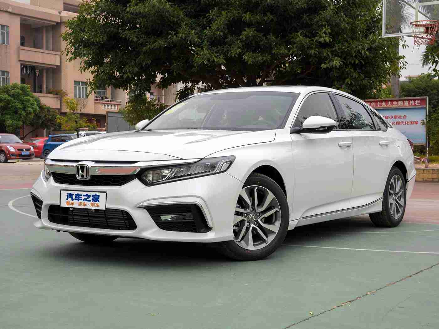 黄色软件大全免费下载2023最新版：汽车导航升级，智能助手助力，“一站式”服务守护行车安全-1