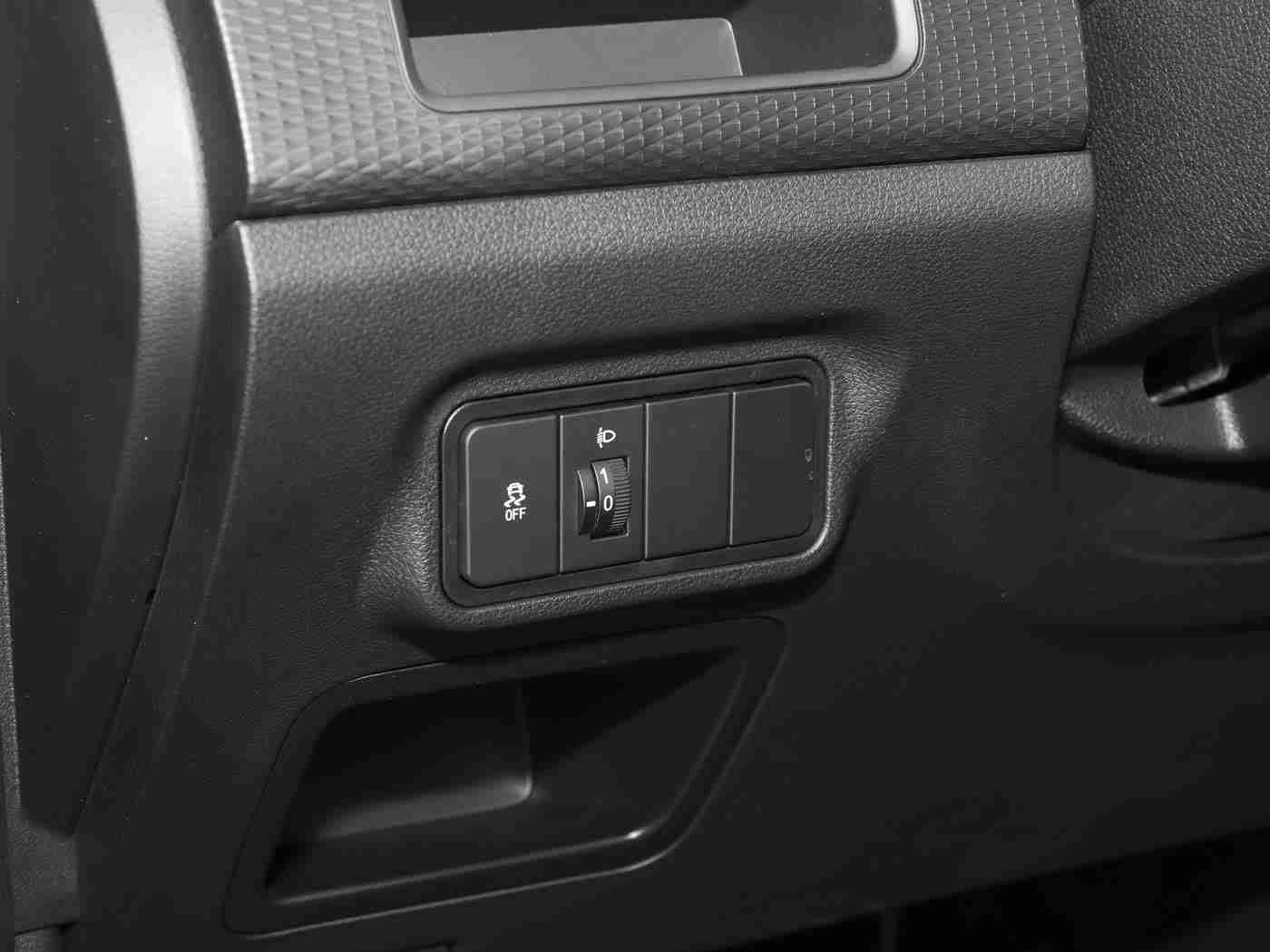 亚洲一区二区三：新能源潮涌，三区争锋，汽车新纪元启航-1