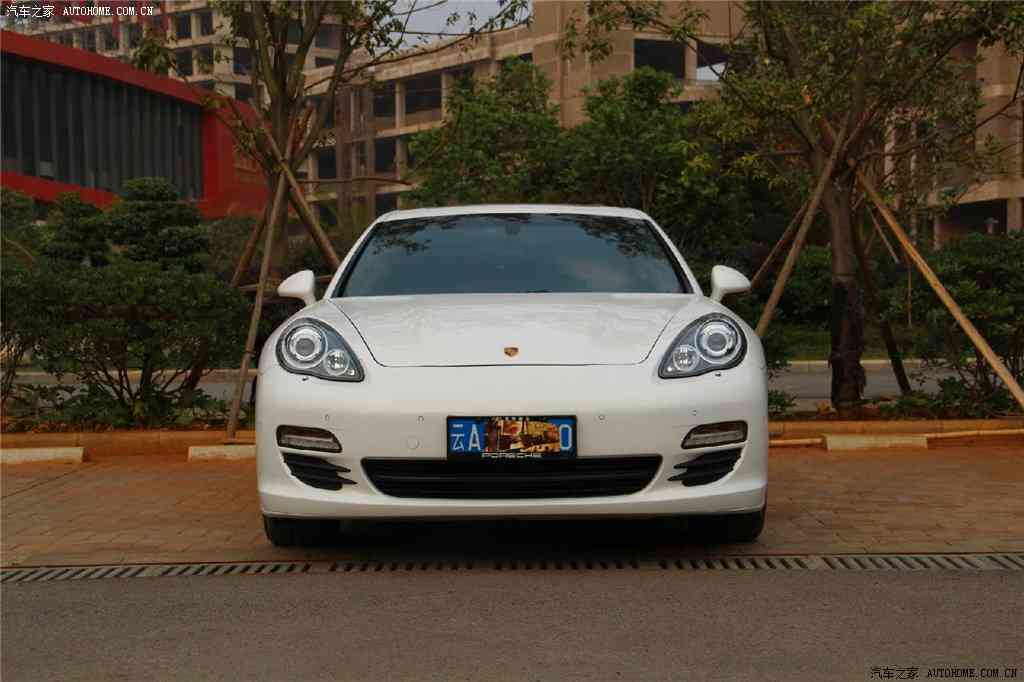 小鲜肉GayGay  免费：新能源汽车新活力：小鲜肉免费试驾，绿色出行魅力无限-4