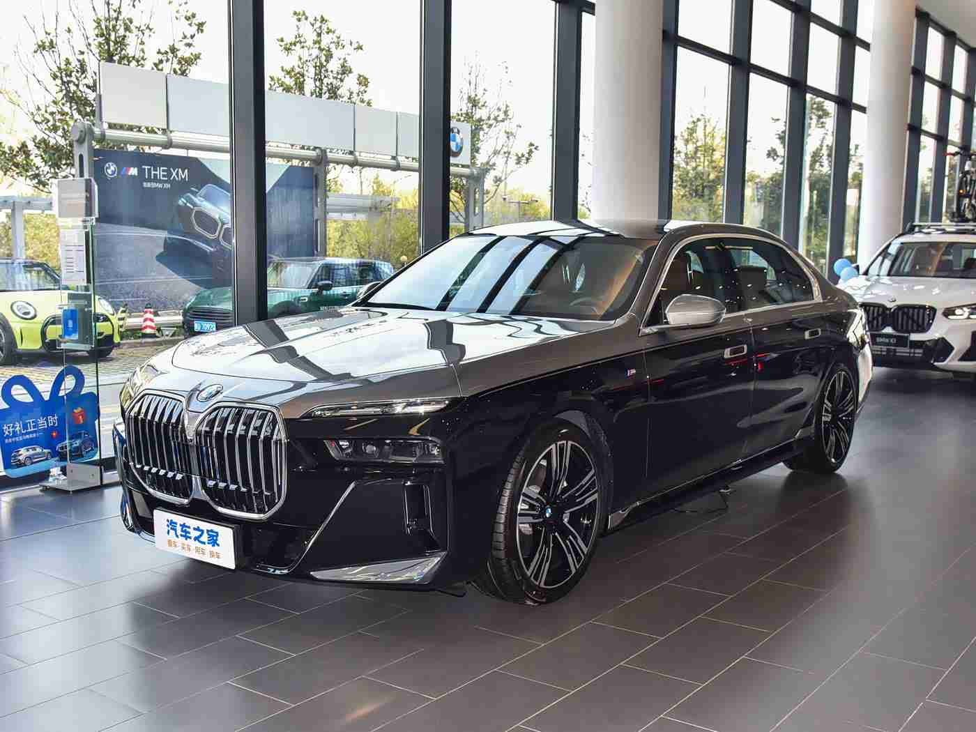 天天操天天舔：涡轮动力，智联驾驭，全新家族风采，一触即发！-2