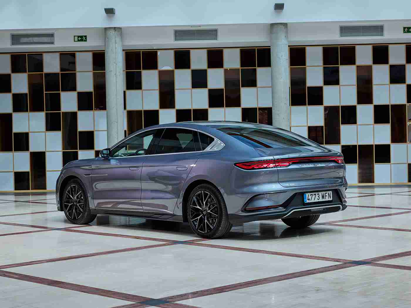 2024年黄色软件：科技赋能驾驶未来：我国智能驾驶辅助系统“2024年黄色软件”引领行业变革-2