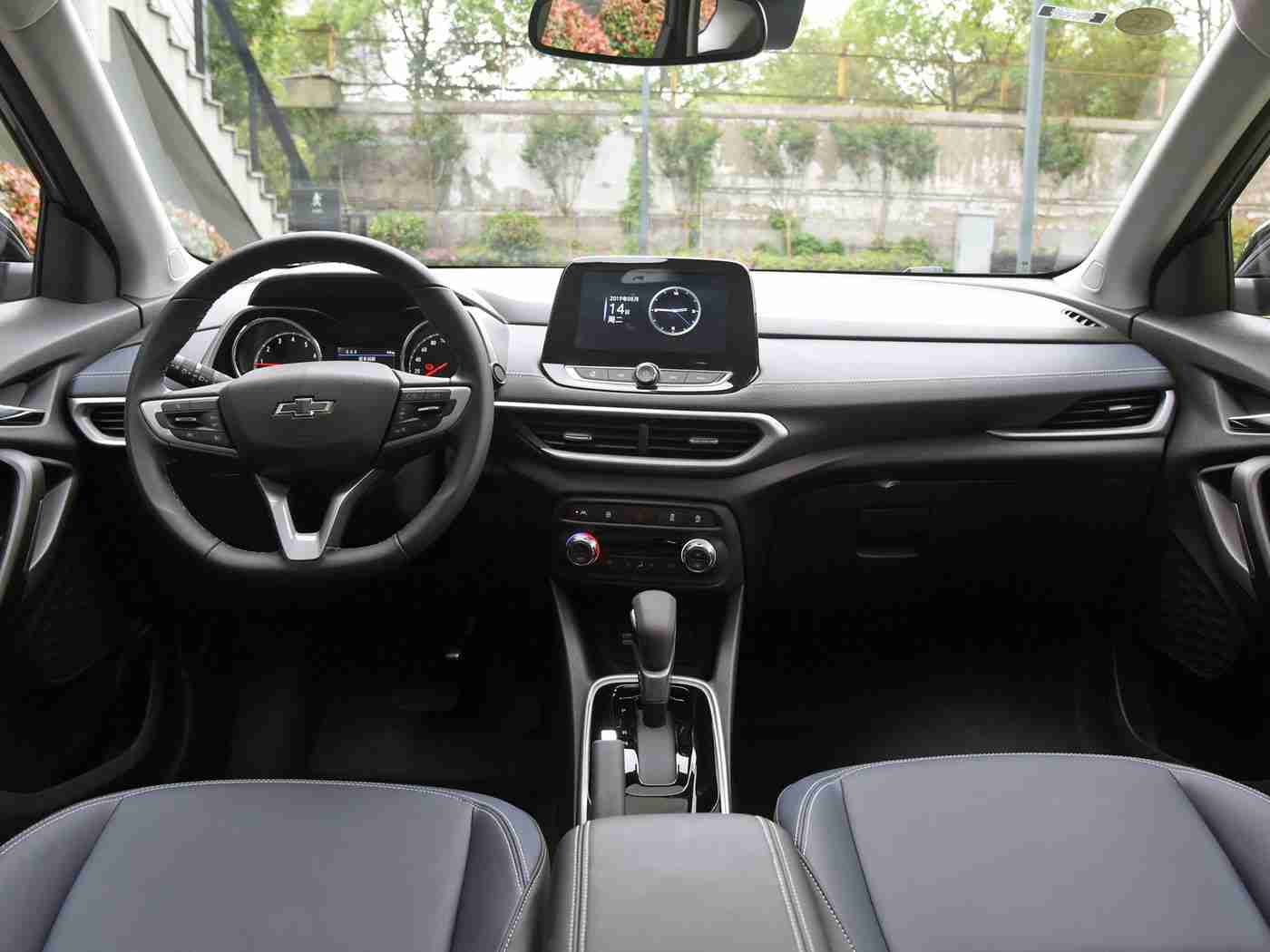 黄色软件app下载3.0.3免费装妆:汽车生活新体验,黄色软件3.0.3版免费装妆引热潮,功能全面升级受好评-3