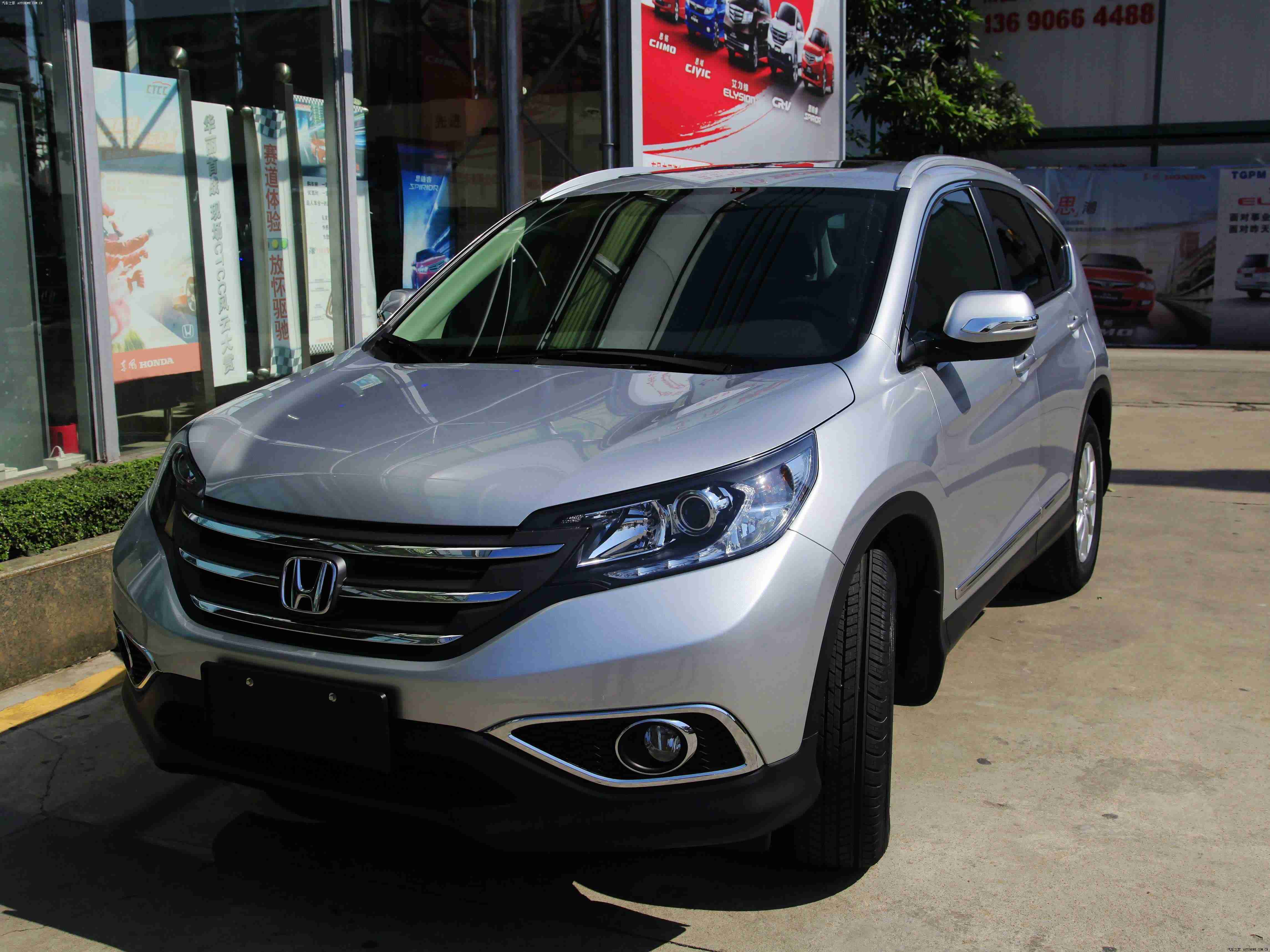 三上悠亚一区二区三区：新能源汽车革新先锋，三上悠亚多区布局，引领智能驾驶新潮流-3