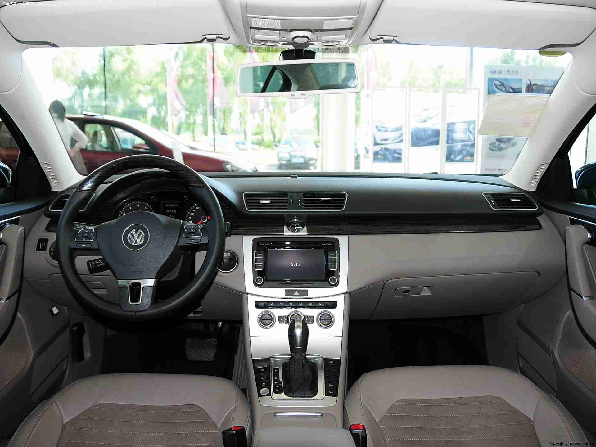 黄色vivo：vivo汽车独领风骚，时尚性能科技齐飞，引领市场销量攀升-1