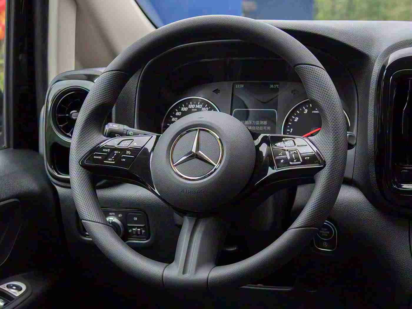 404禁止软件：汽车安全新篇章：精准GPS导航，助力驾驶无忧，未来出行更高效-1