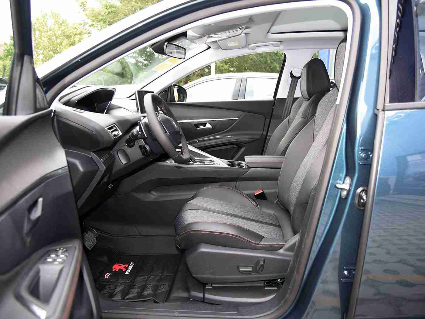 好 色 视 频TV：新能源焦点：好色概念车，造型前卫，性能卓越，环保智能出行新选择-2