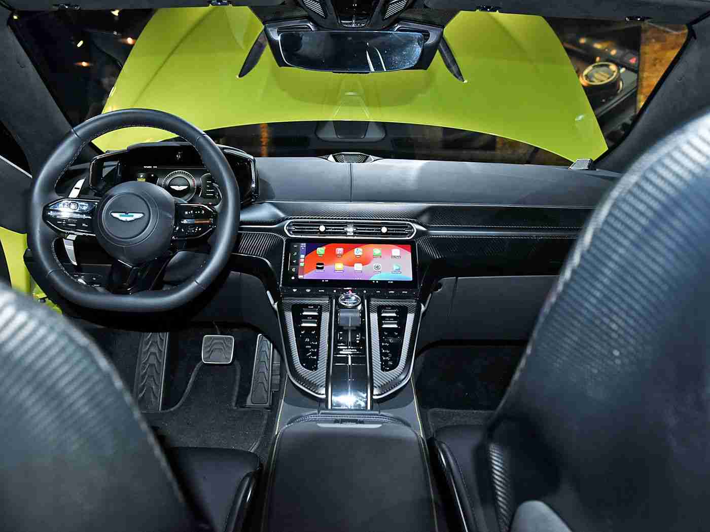 女生的坤坤：时尚智驾，优雅环保，女性专属座驾新风尚-1