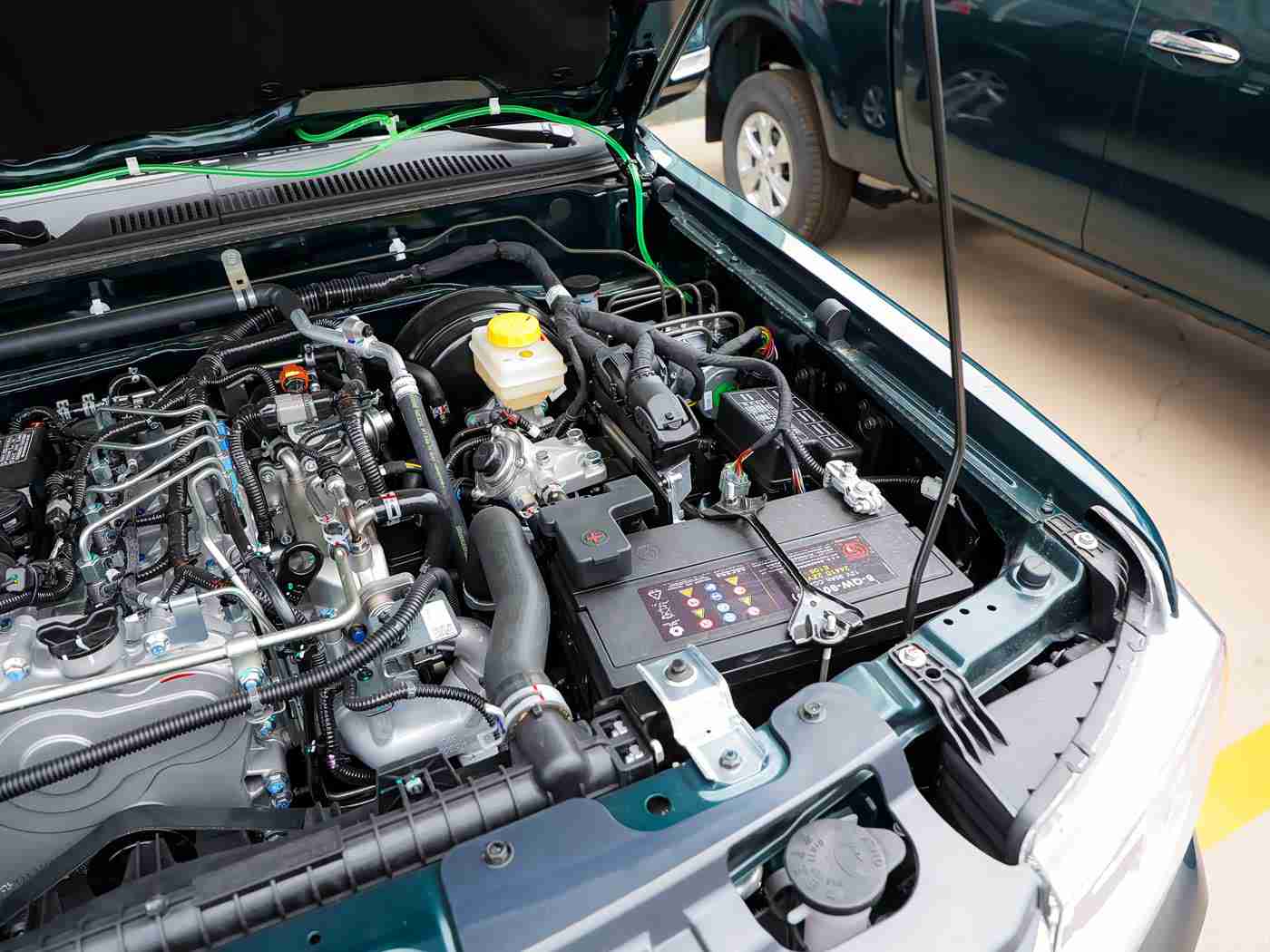 男生和女生在一起差差差：个性定制设计，性能卓越，“差差差”汽车引领汽车界新潮流，好评如潮！-2