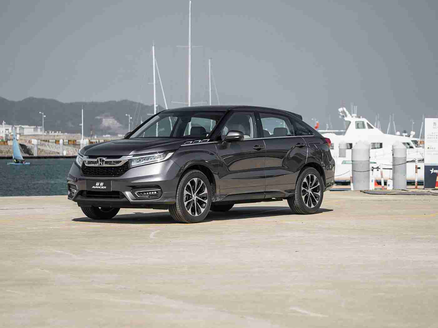 国产成人黄片：时尚动感，舒适驾驭，亲民之选，国产SUV新宠亮相-3