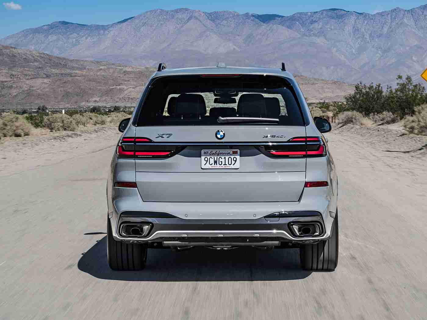 虎白女粉一线天馒头怎么吃：新能源汽车美学盛宴，虎白女粉演绎创新里程-4