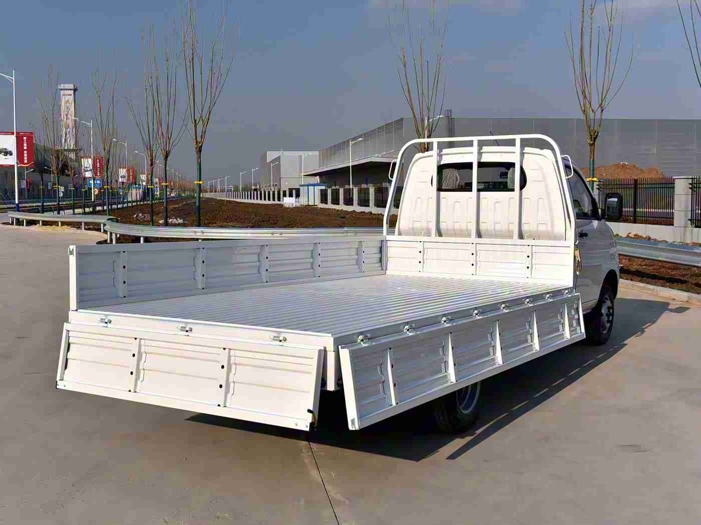 深夜18禁：新能源汽车挑战与机遇：夜幕破晓，智慧出行新纪元-1