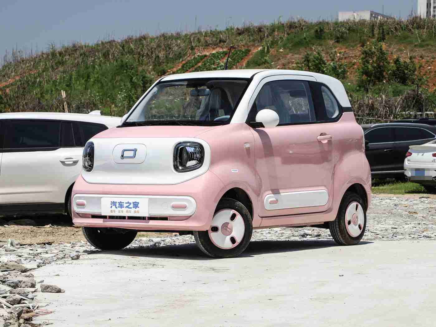 AV伦理：“智能驾驶新标杆：安全伦理并行，引领汽车行业发展新篇章”-1