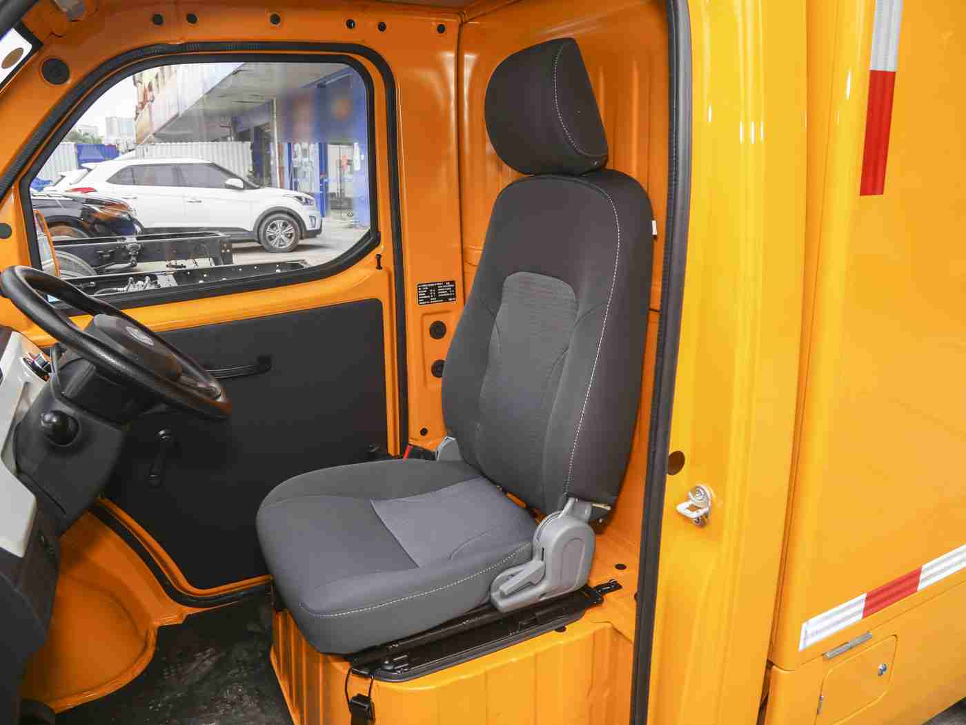 男生女生叉叉软件：语音交互领航汽车新潮流：创新软件重塑智能驾驶体验，汽车行业迎来颠覆性变革-2