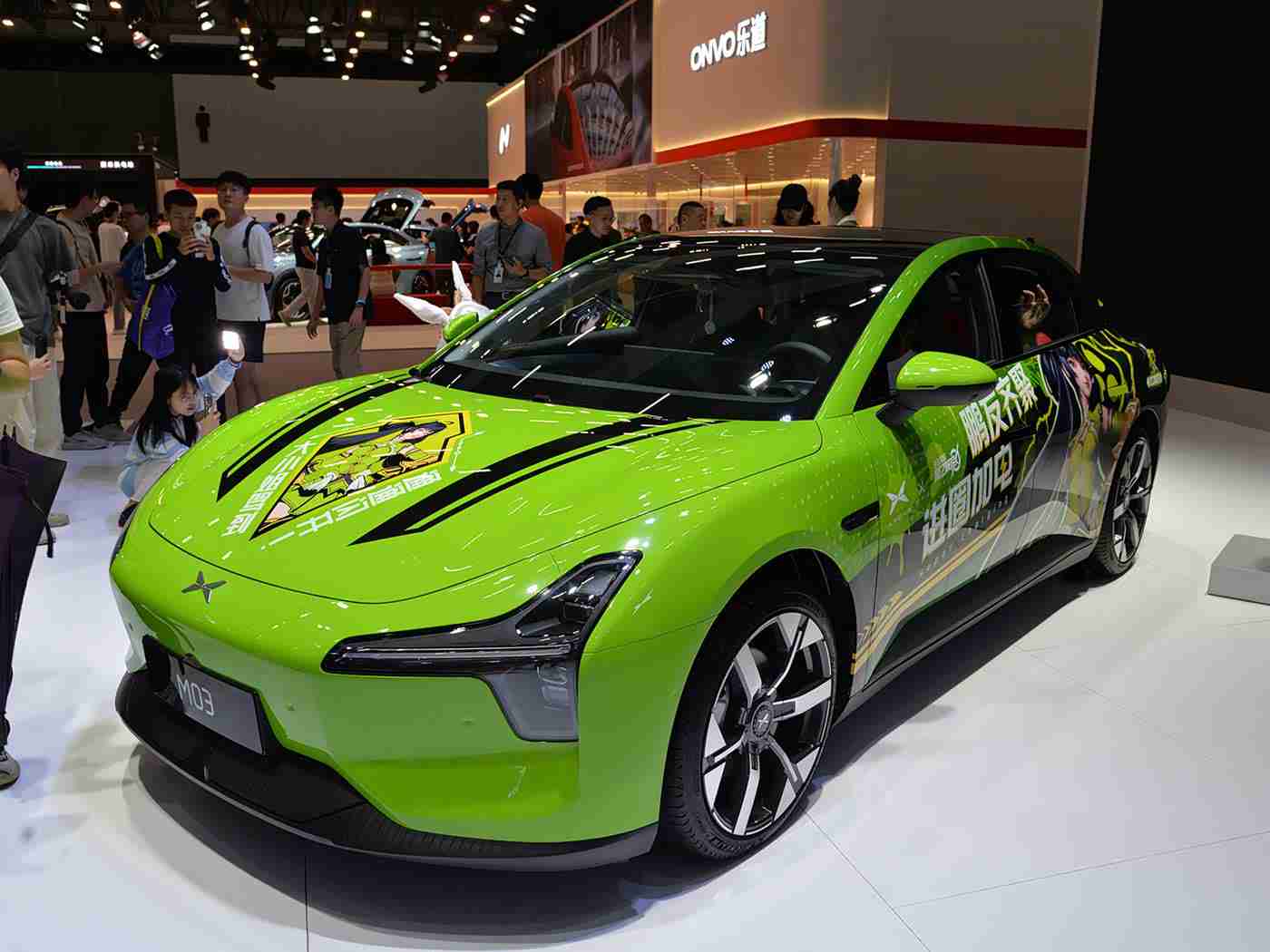 男生操女生软件：革命性智能驾驶体验：全新系统引领汽车科技潮流，安全、便捷、个性化定制一应俱全！-3