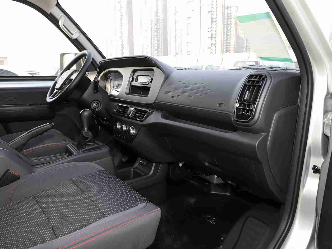 黄色软件app下载3.0.3免费装：驾驭未来，便捷无忧——智慧出行新伙伴-3